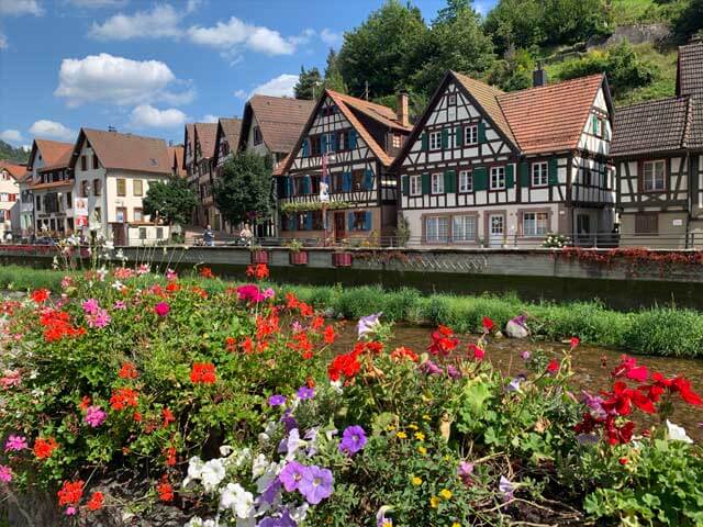 foodforcartoon_black_forest_Schiltach_pittoresque-street-view